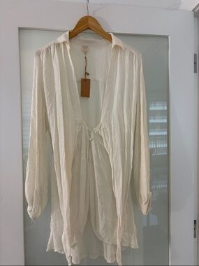 Surf Gypsy Cream Button-Front Long Sleeve Tunic Cover Up